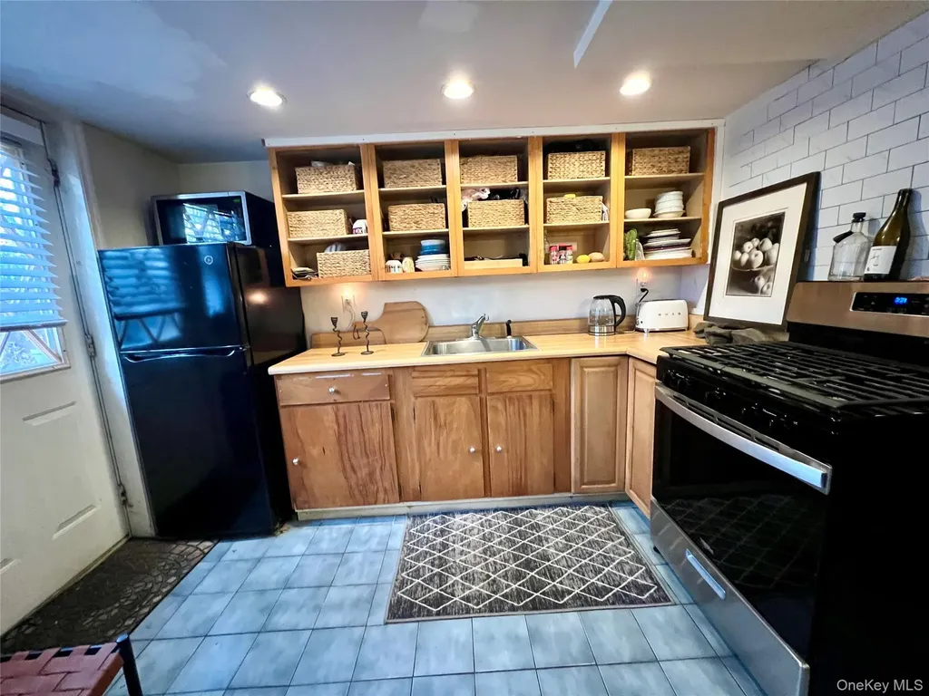 67 Dutchess Terrace Beacon NY 12508