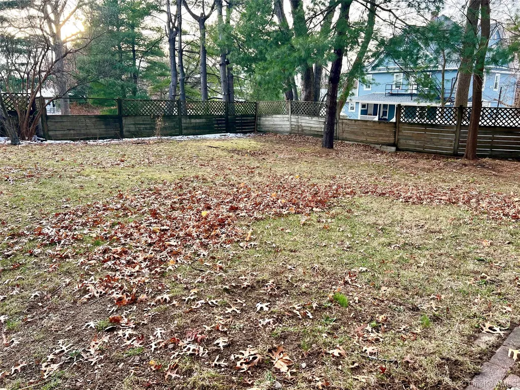 67 Dutchess Terrace Beacon NY 12508