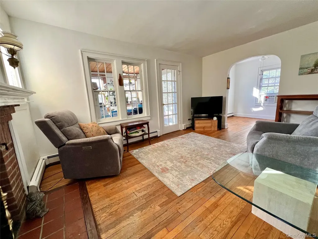 67 Dutchess Terrace Beacon NY 12508