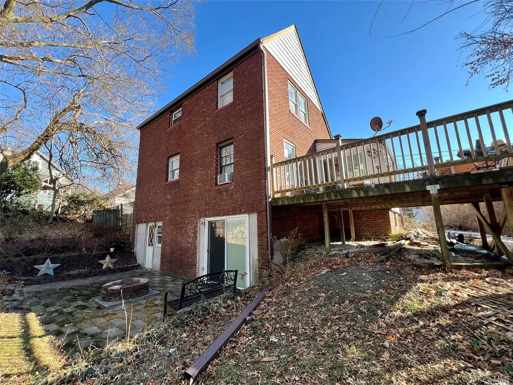 67 Dutchess Terrace Beacon NY 12508