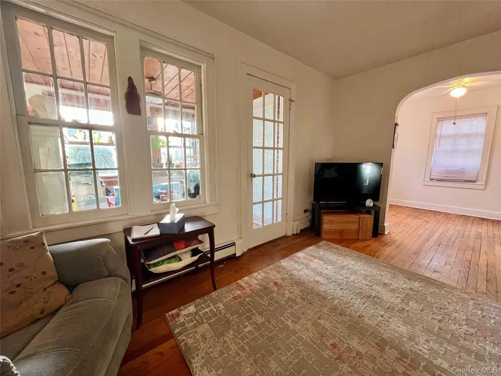67 Dutchess Terrace Beacon NY 12508