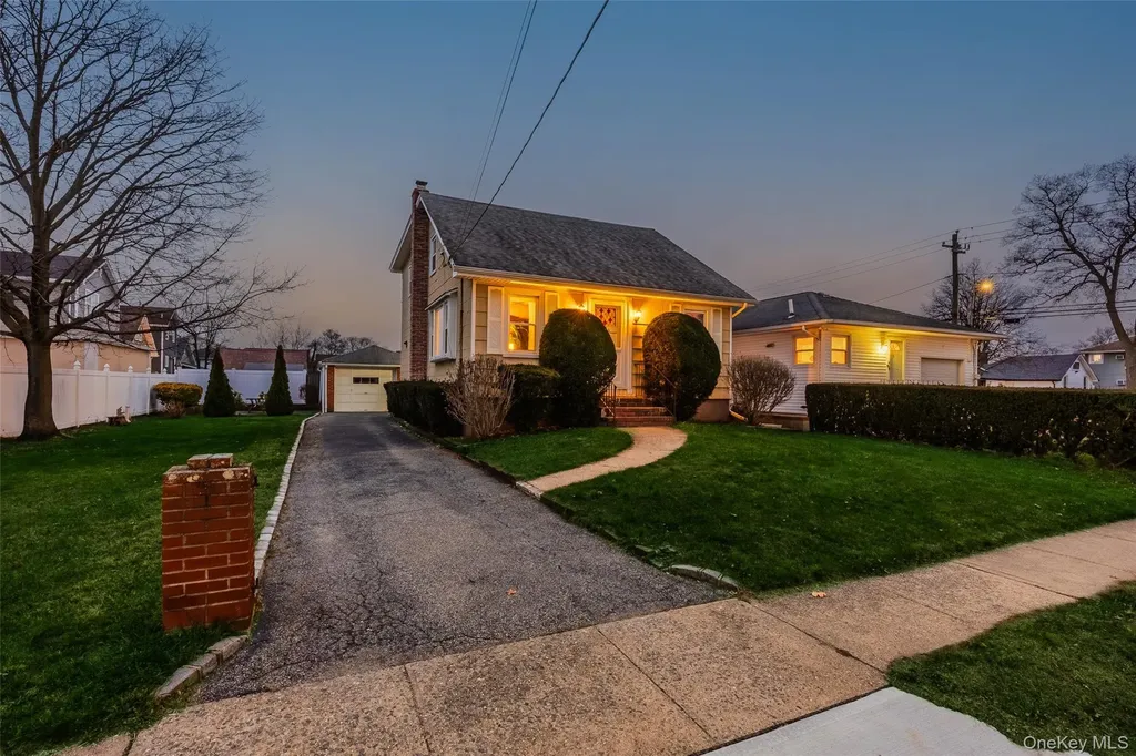 3066 Western Boulevard Baldwin NY 11510