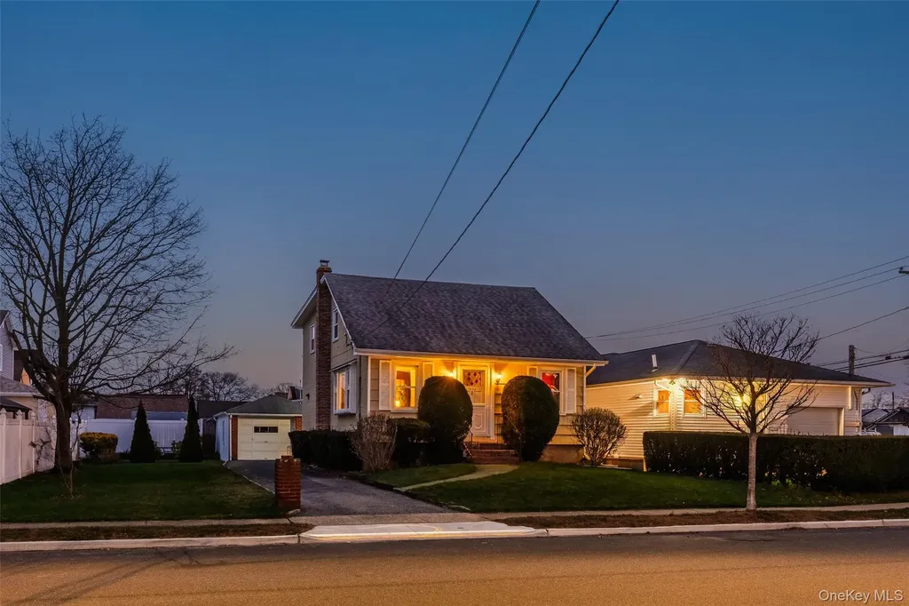 3066 Western Boulevard Baldwin NY 11510