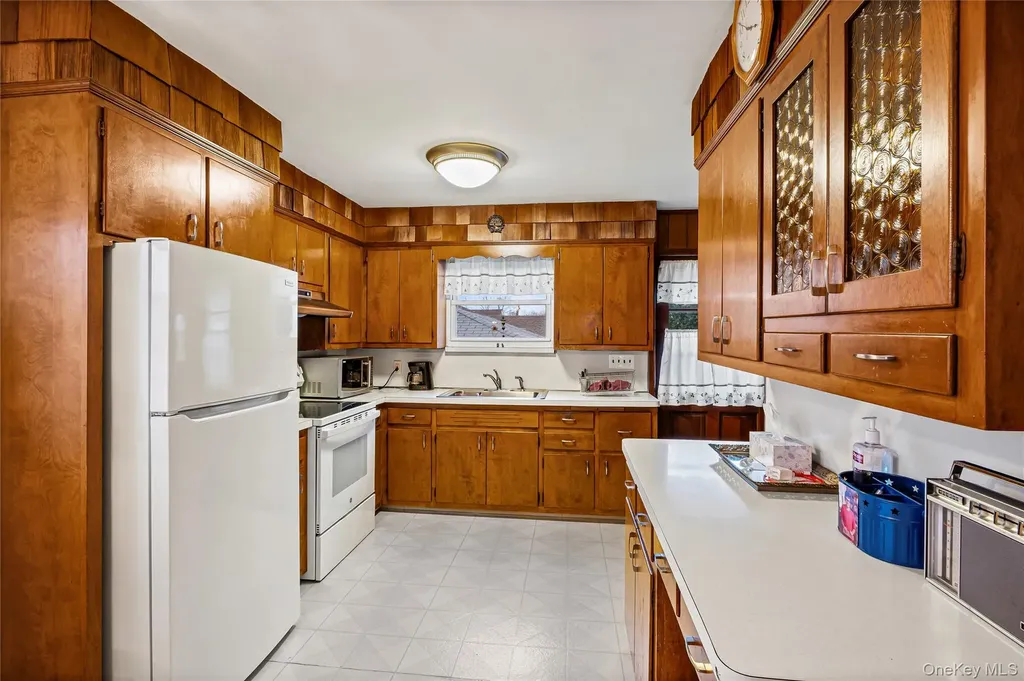 3066 Western Boulevard Baldwin NY 11510