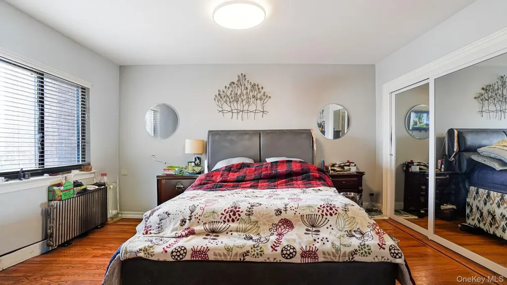 2521 Yates Avenue Bronx NY 10469