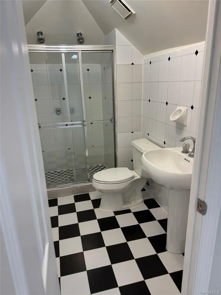 1664 E 45th Street Brooklyn NY 11234