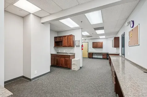 970 N Broadway Yonkers NY 10701