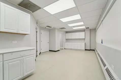 970 N Broadway Yonkers NY 10701