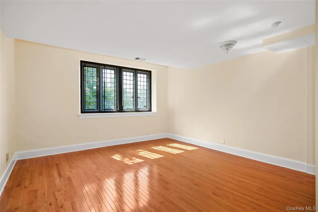 207 Chateau Rive Peekskill NY 10566