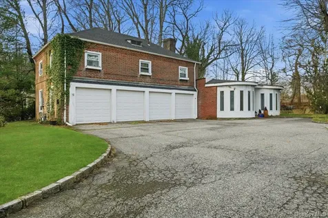 1 Private Lane Old Brookville NY 11545
