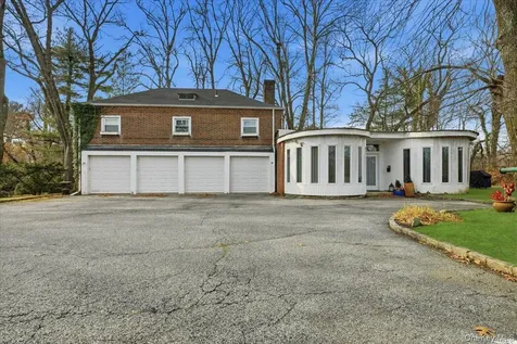 1 Private Lane Old Brookville NY 11545