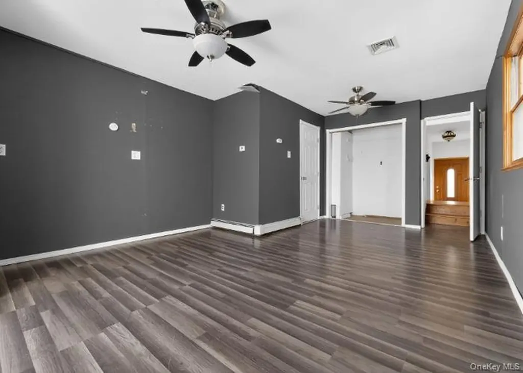 94 Joline Avenue Staten Island NY 10307