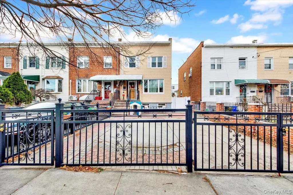 239 Brinsmade Avenue Bronx NY 10465