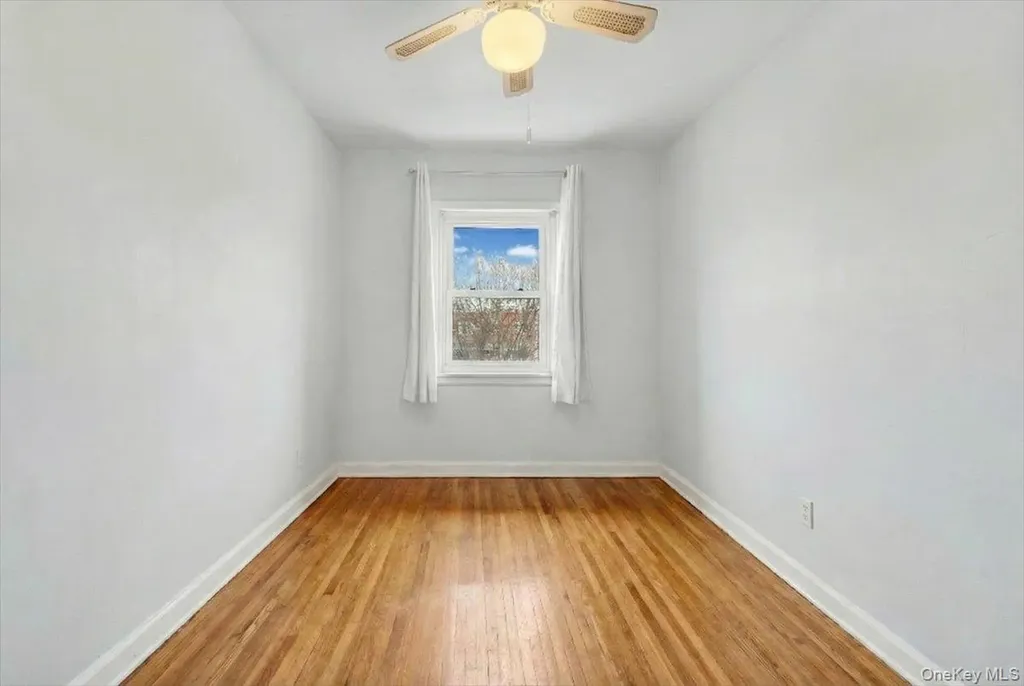 239 Brinsmade Avenue Bronx NY 10465