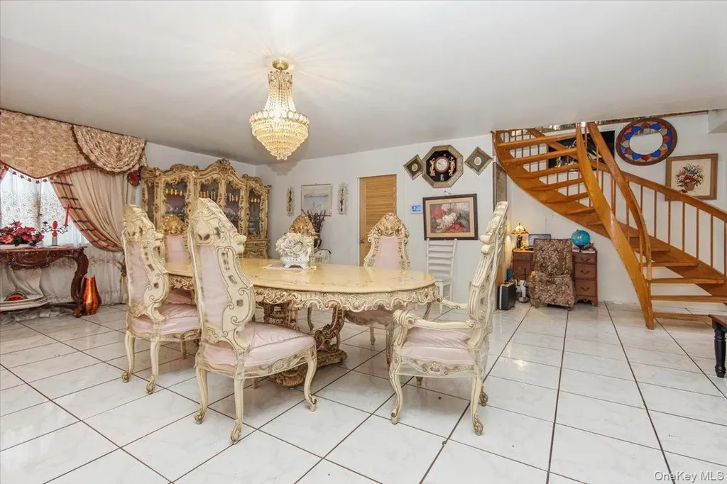 23 Peach Terrace Newburgh NY 12550