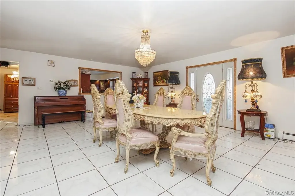 23 Peach Terrace Newburgh NY 12550