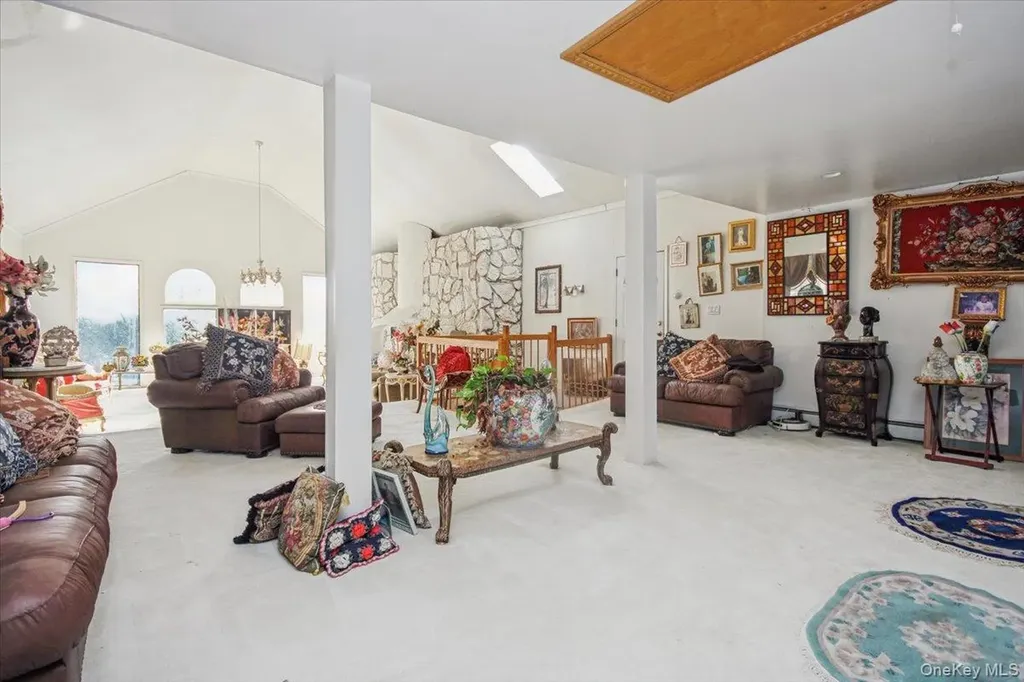 23 Peach Terrace Newburgh NY 12550