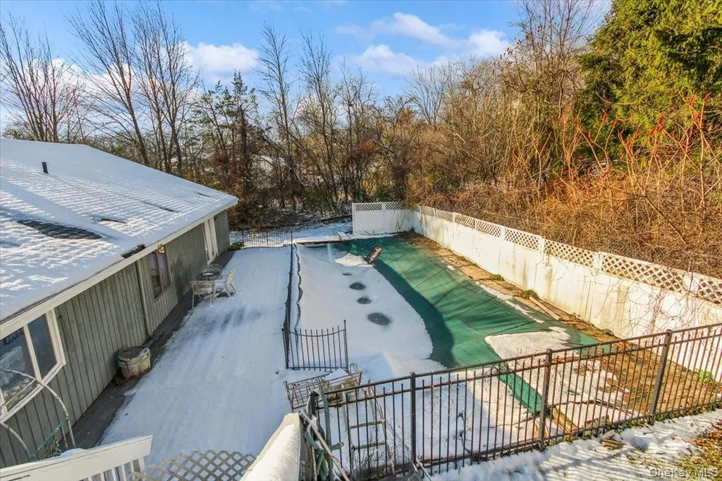 23 Peach Terrace Newburgh NY 12550