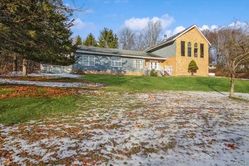 23 Peach Terrace Newburgh NY 12550