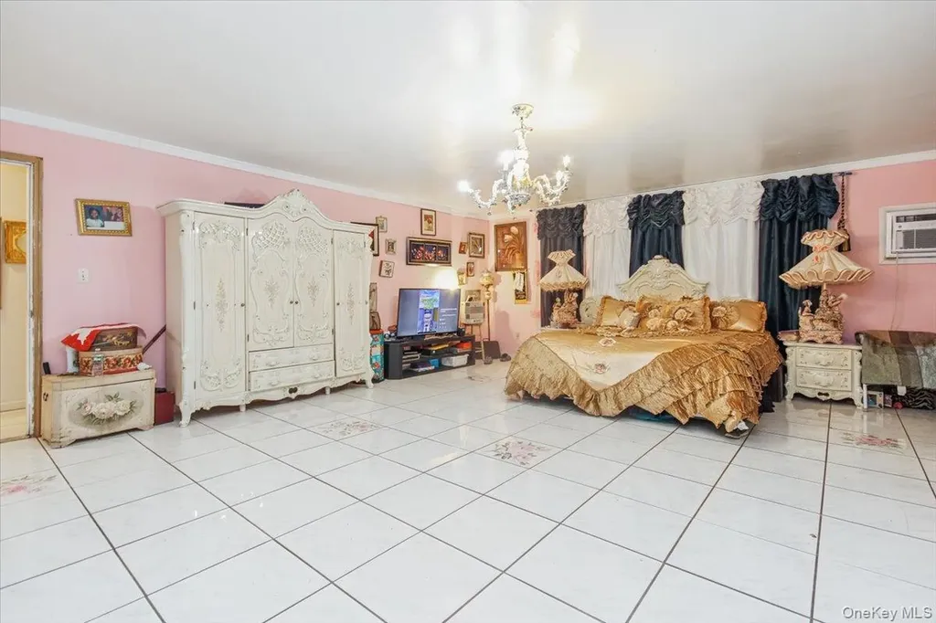 23 Peach Terrace Newburgh NY 12550
