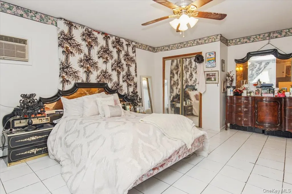 23 Peach Terrace Newburgh NY 12550