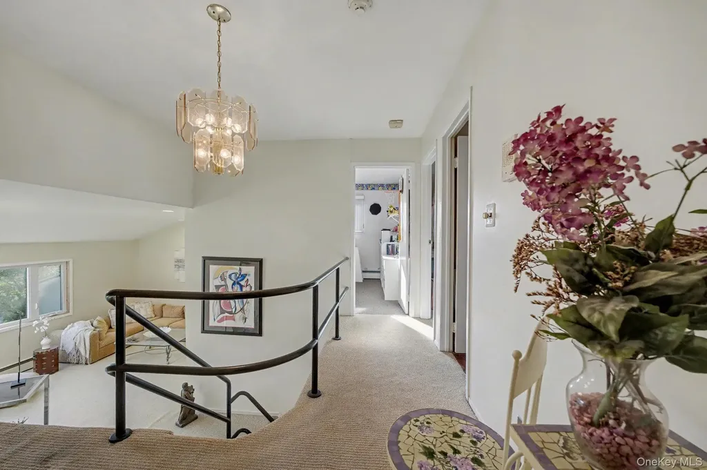 111 Shinbone Lane Commack NY 11725