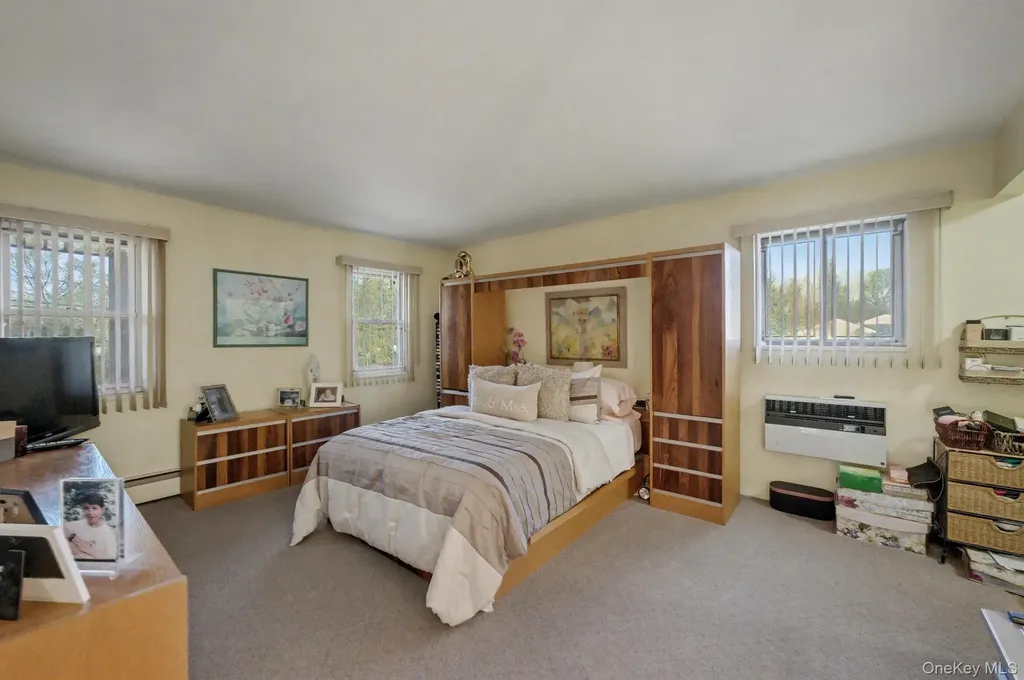 111 Shinbone Lane Commack NY 11725