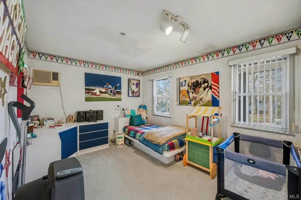 111 Shinbone Lane Commack NY 11725