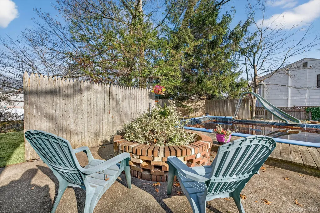 111 Shinbone Lane Commack NY 11725