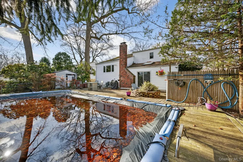 111 Shinbone Lane Commack NY 11725