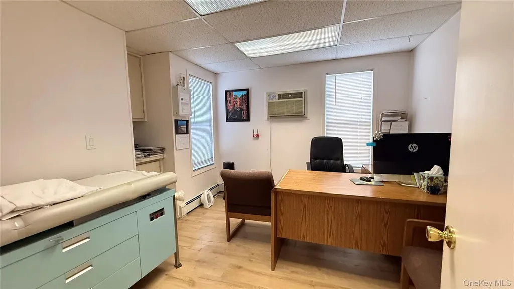 982 Roanoke Avenue Riverhead NY 11901