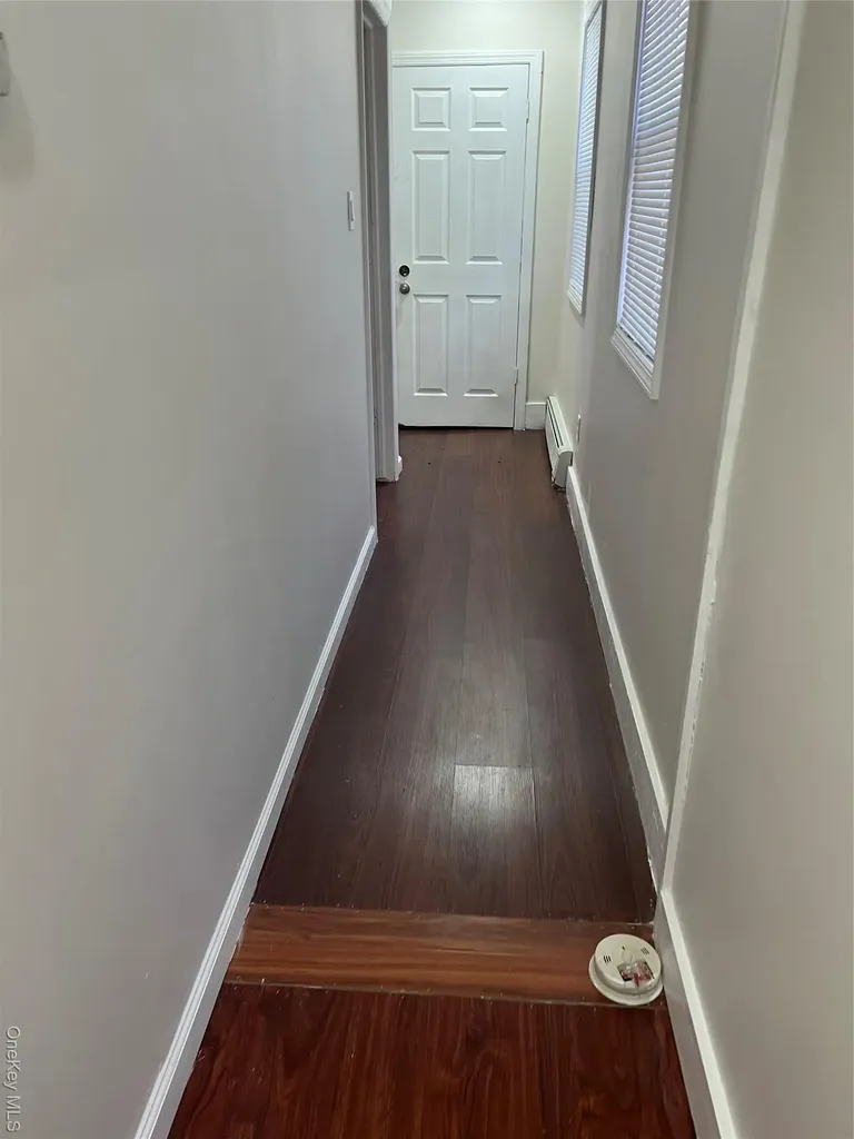 Westbury NY 11590