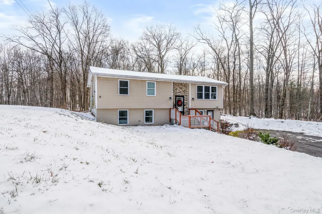 171 High Barney Road Middletown NY 10940