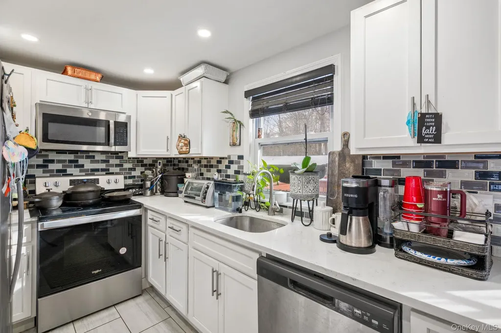 171 High Barney Road Middletown NY 10940