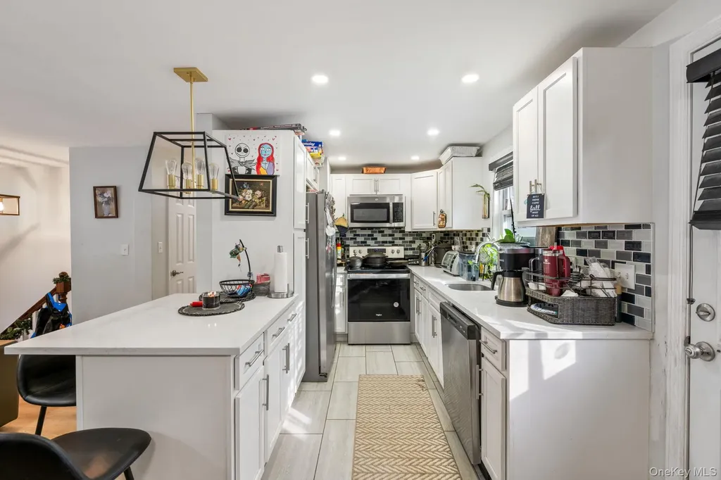 171 High Barney Road Middletown NY 10940