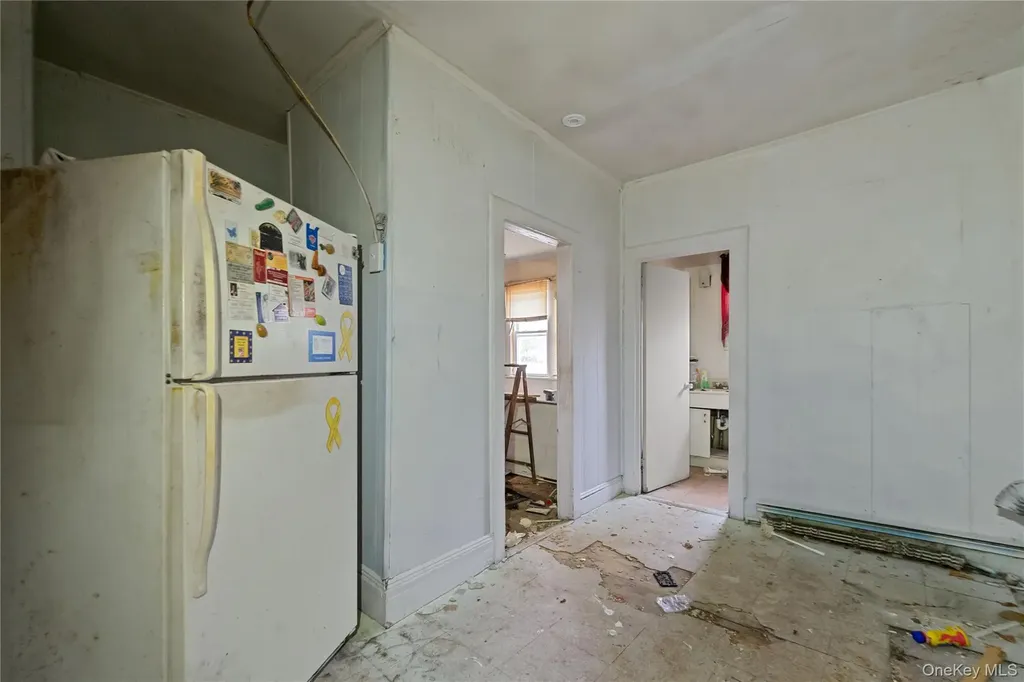 188 Woodside Avenue Freeport NY 11520