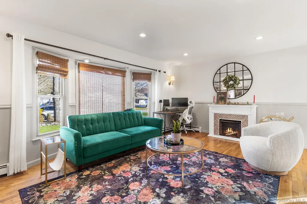24 Parkside Avenue Miller Place NY 11764