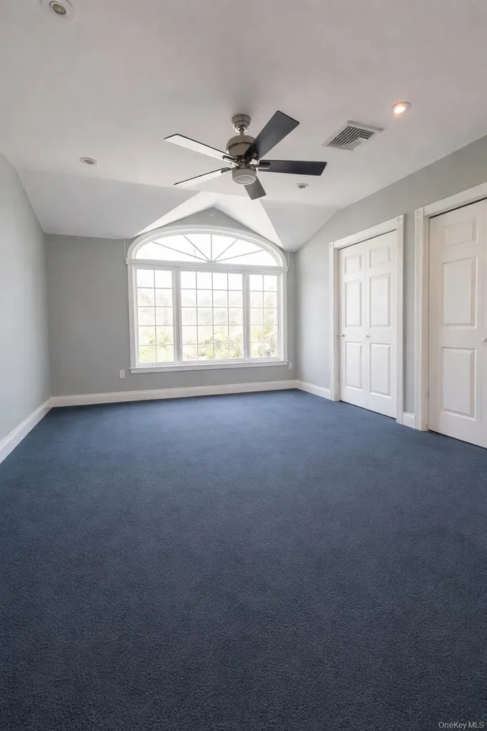 15823 92nd Street Howard Beach NY 11414