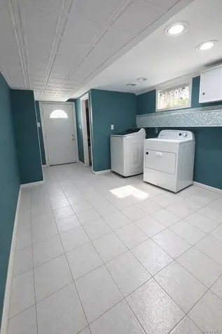 15823 92nd Street Howard Beach NY 11414