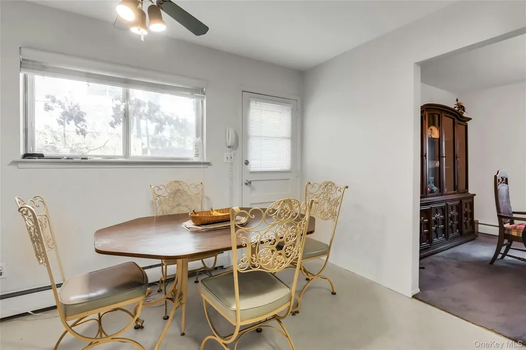 30 Glacier Drive Smithtown NY 11787