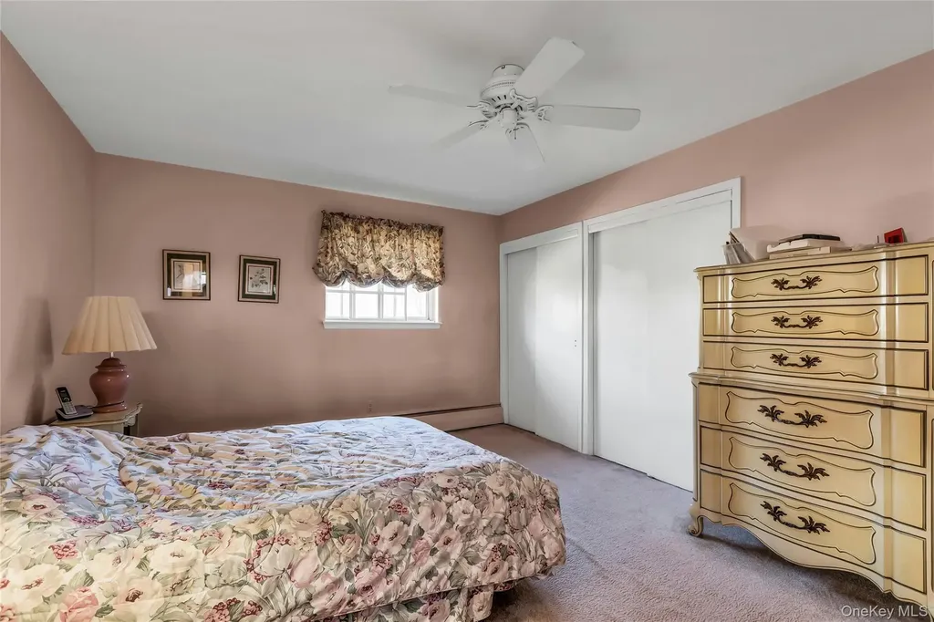 30 Glacier Drive Smithtown NY 11787