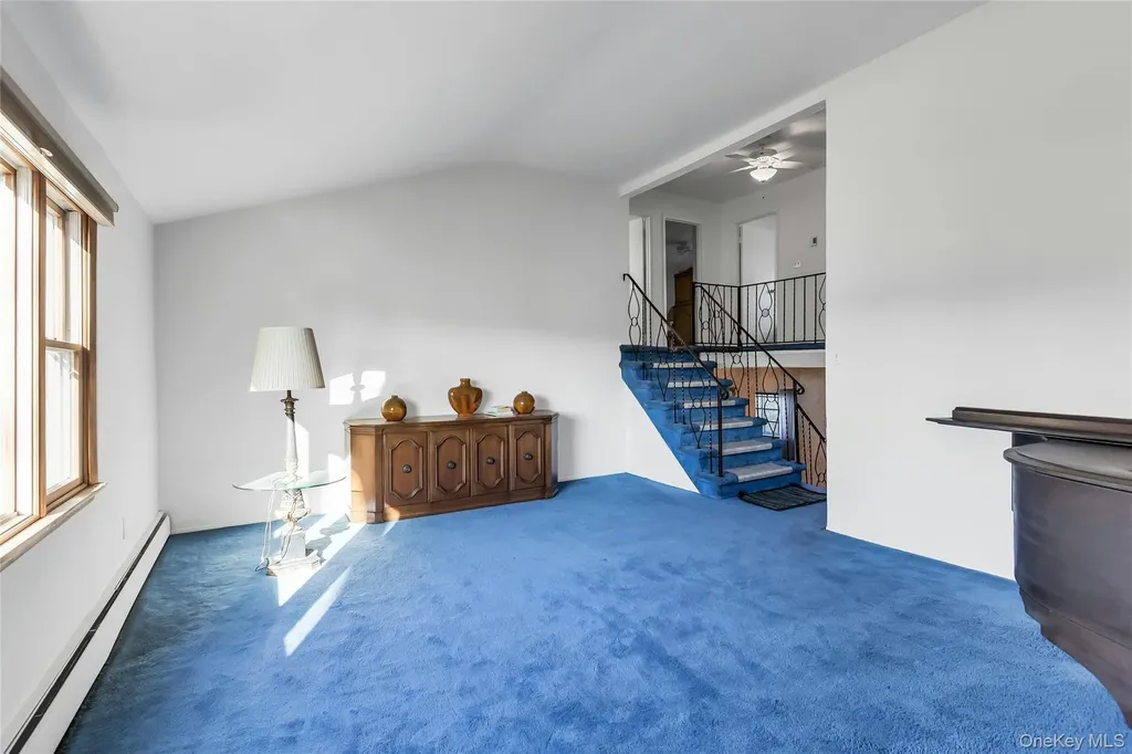 30 Glacier Drive Smithtown NY 11787