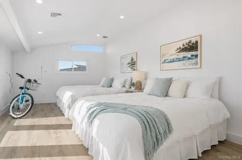 112 Soundview Drive Montauk NY 11954