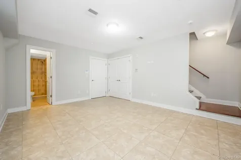 85 Park Avenue West Harrison NY 10604
