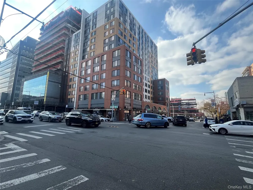 142-01 37th Avenue Flushing NY 11354