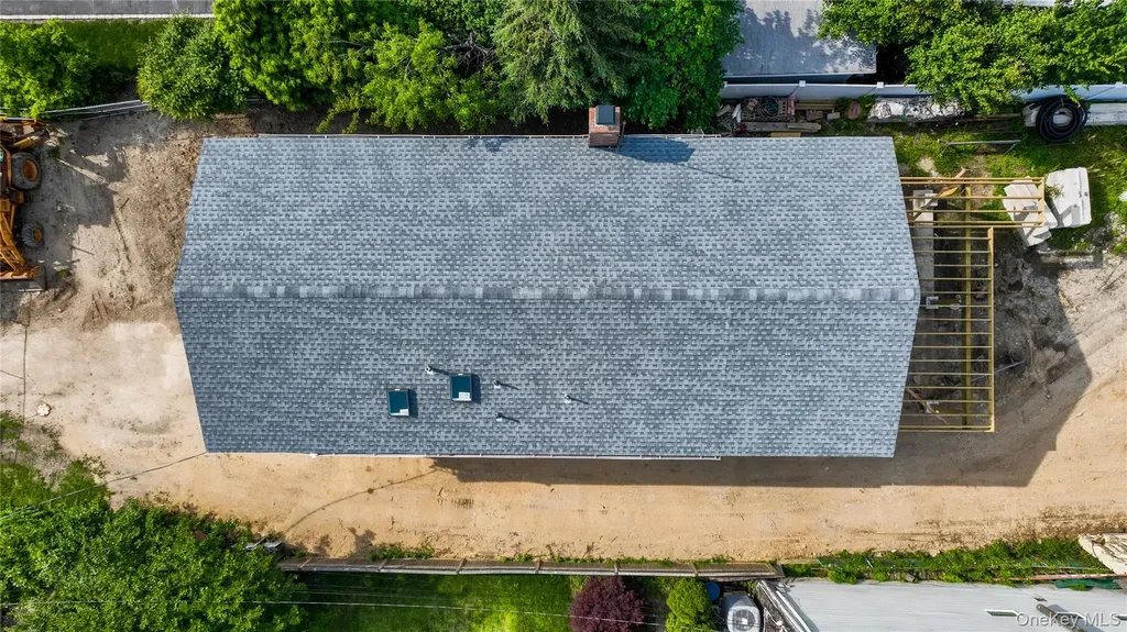 750 Shore Walk Lindenhurst NY 11757
