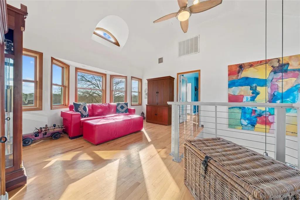 85 S Dunton Avenue East Patchogue NY 11772