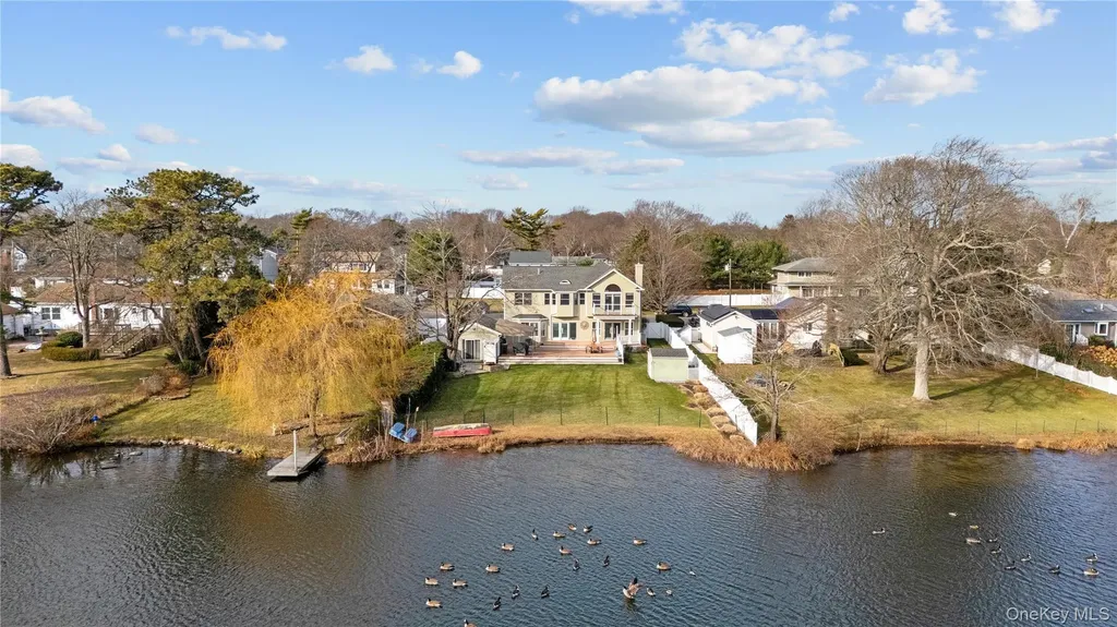 85 S Dunton Avenue East Patchogue NY 11772