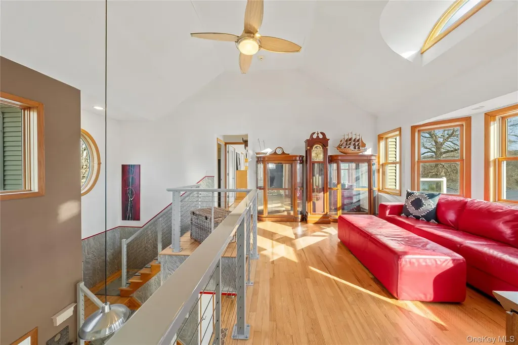 85 S Dunton Avenue East Patchogue NY 11772