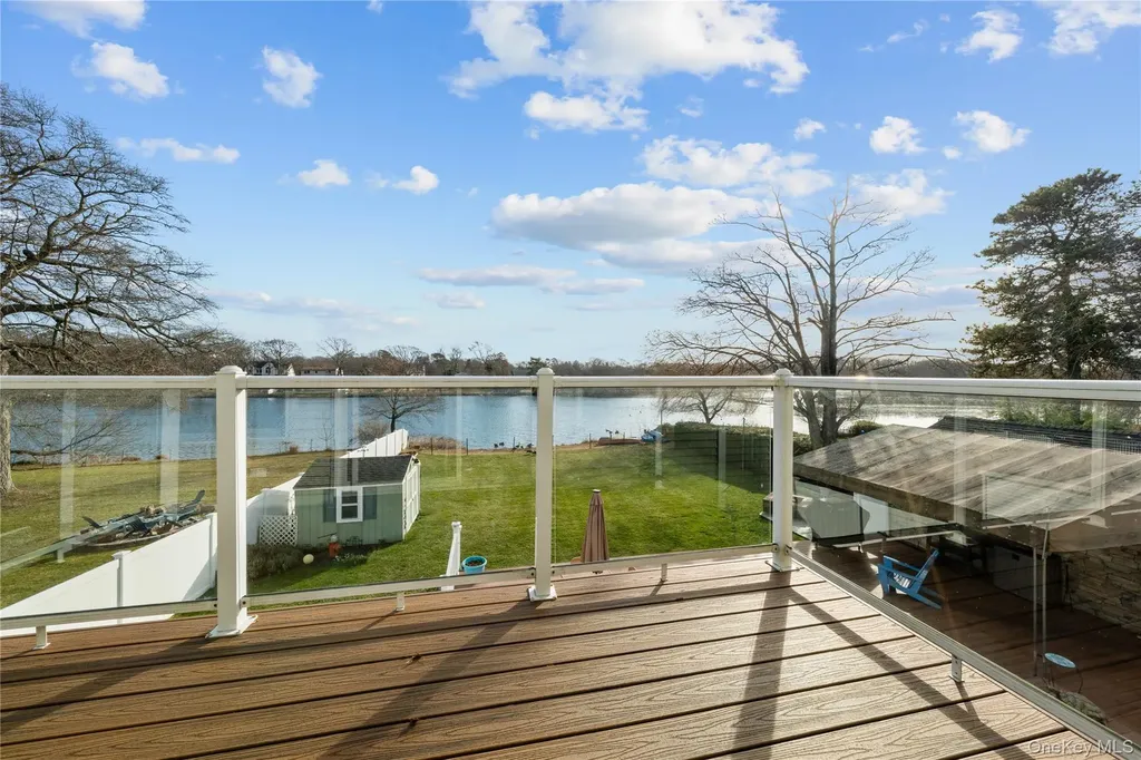 85 S Dunton Avenue East Patchogue NY 11772